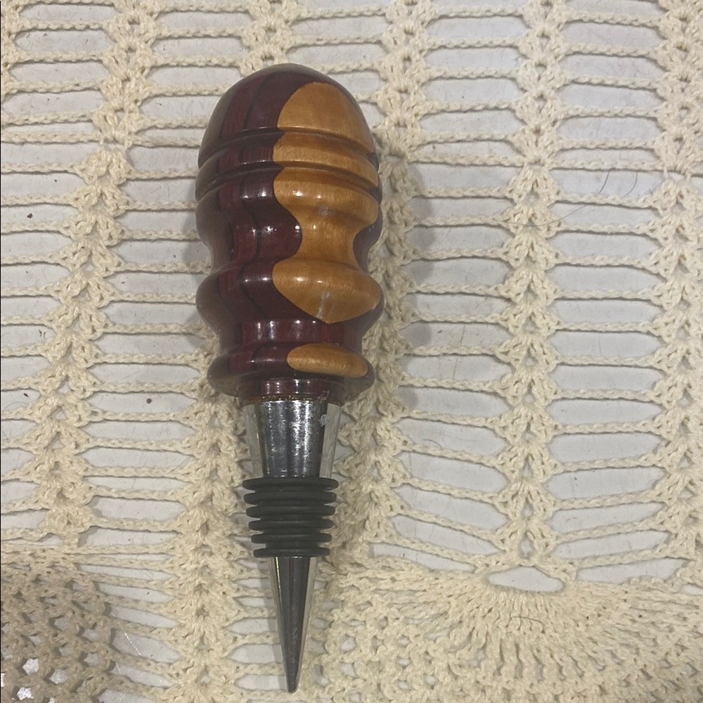Wine Bottle Stopper Handmade Wood Polished Artisan Work Satbilized Stopper